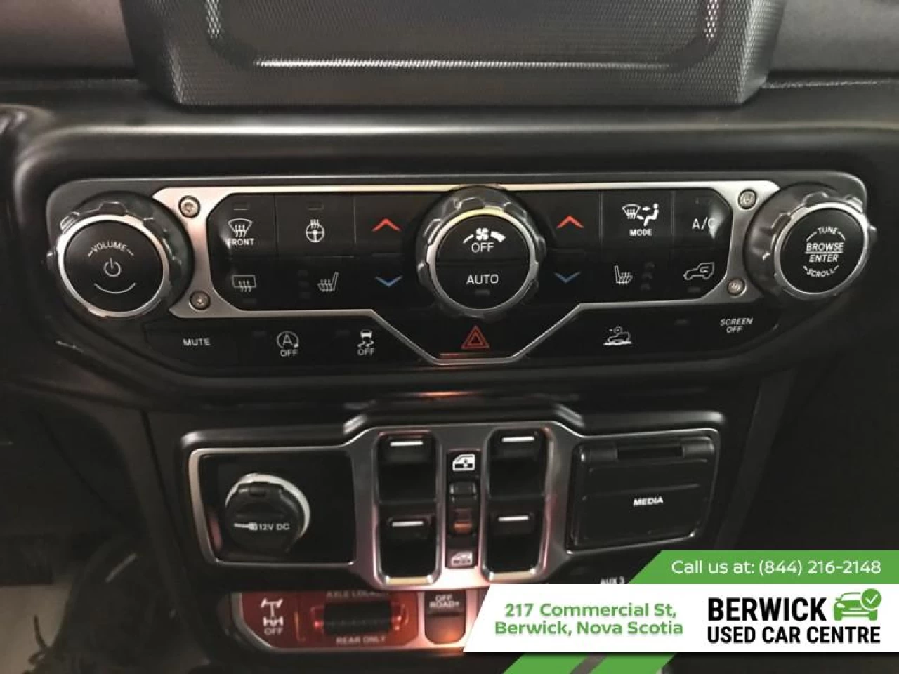 2021 Jeep Gladiator Mojave Main Image