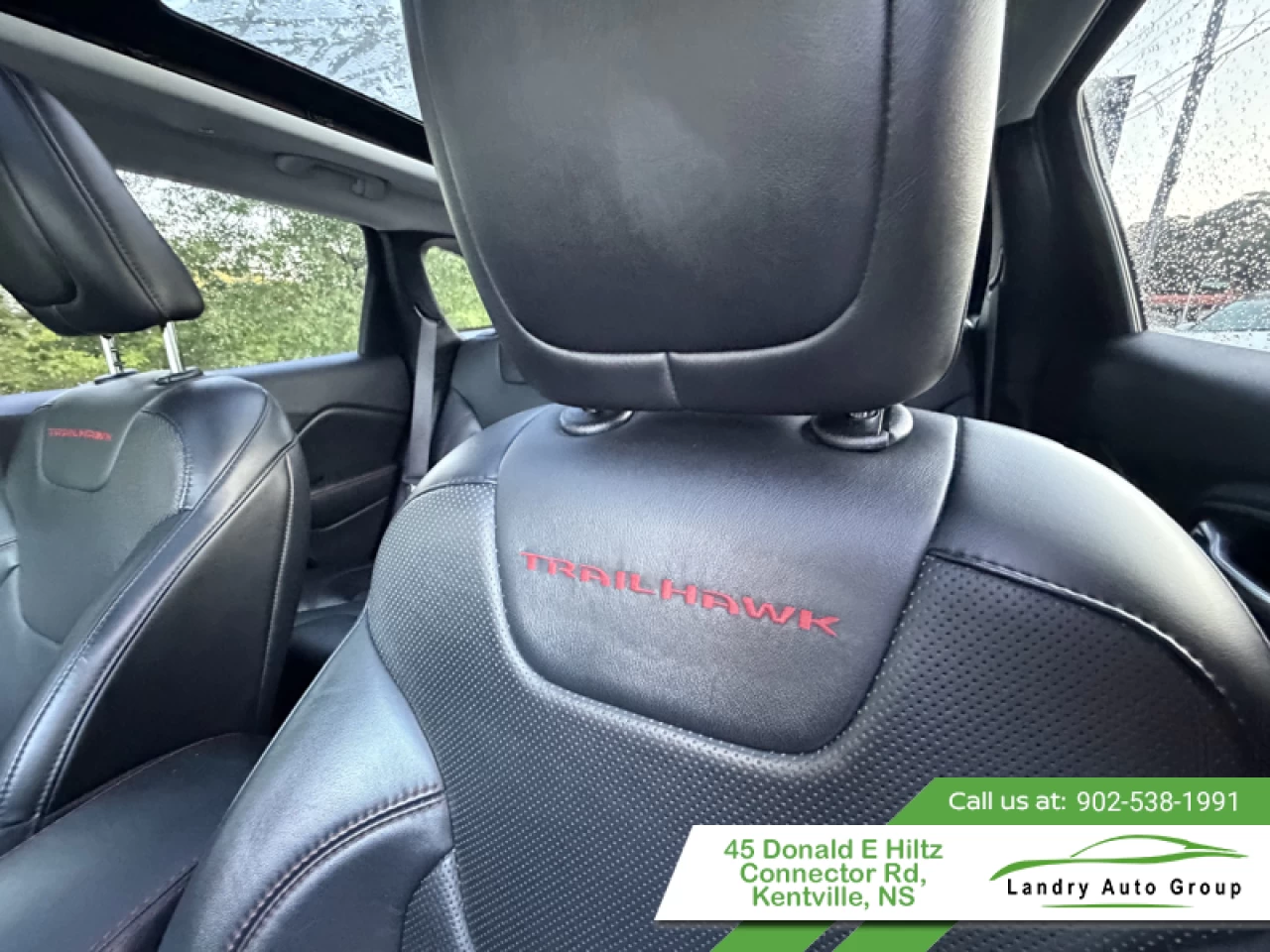 2019 Jeep Cherokee Trailhawk Elite Main Image