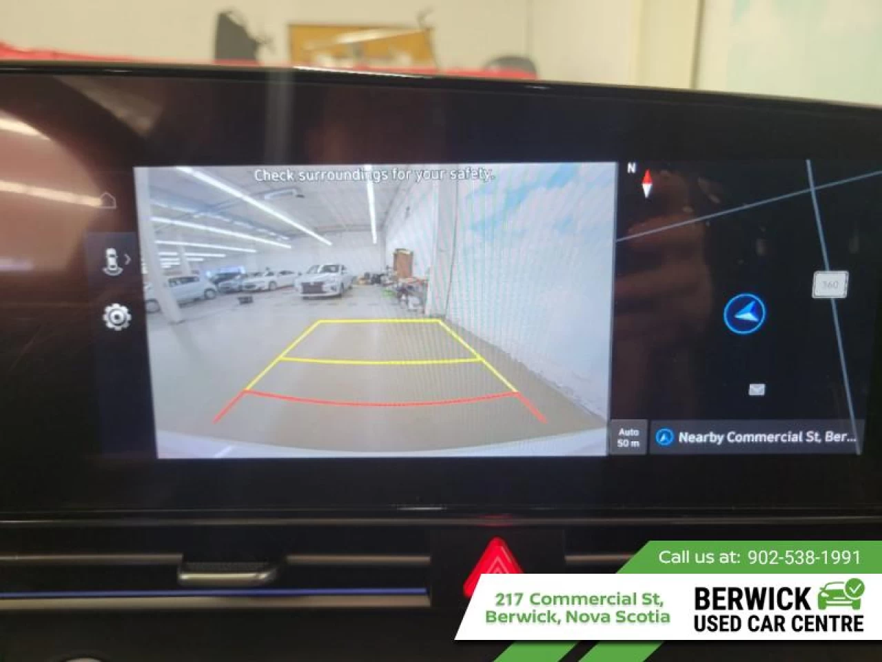 2025 Hyundai Elantra Preferred IVT w/Tech Pkg Main Image