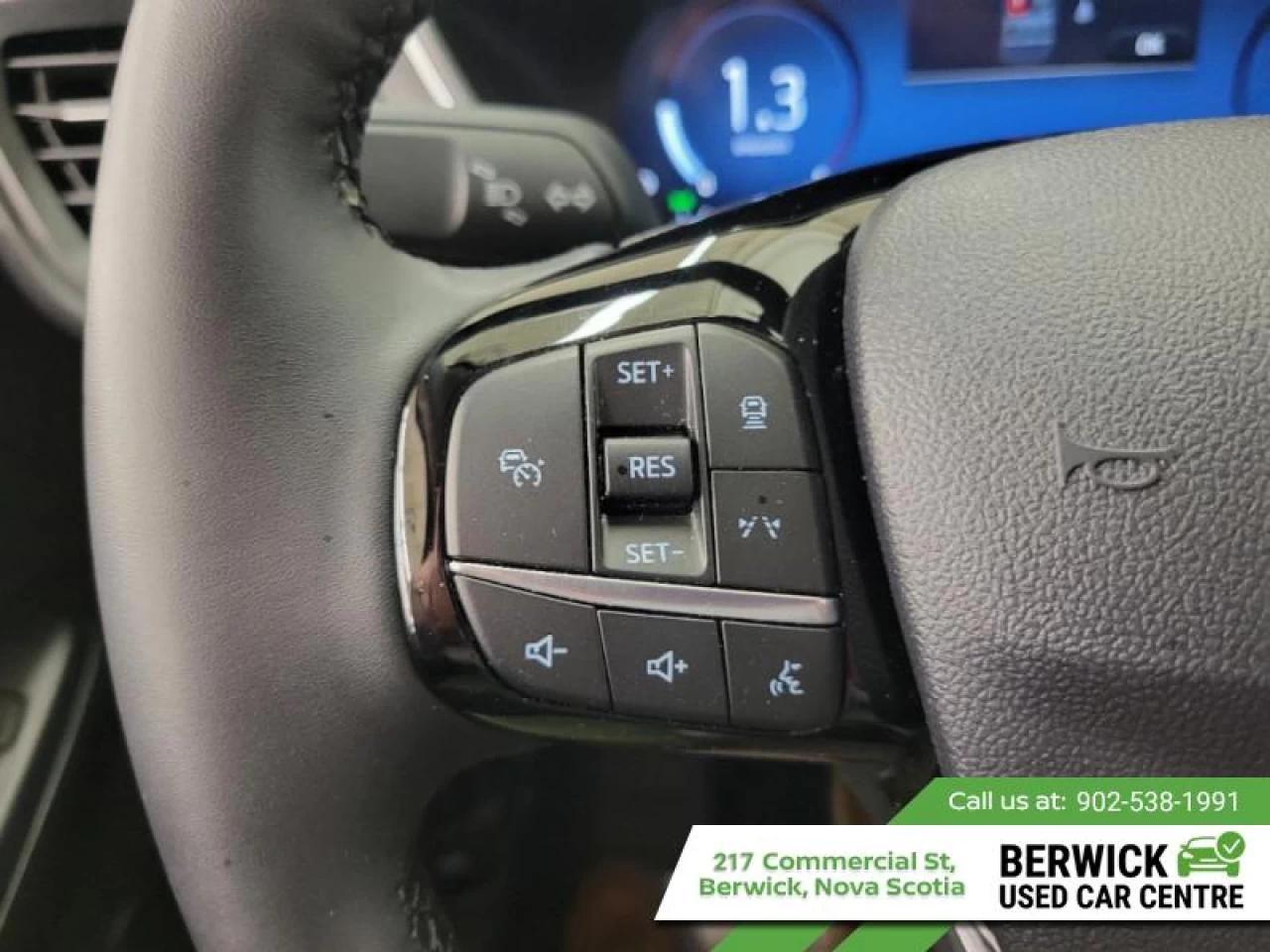 2024 Ford Escape Platinum Main Image