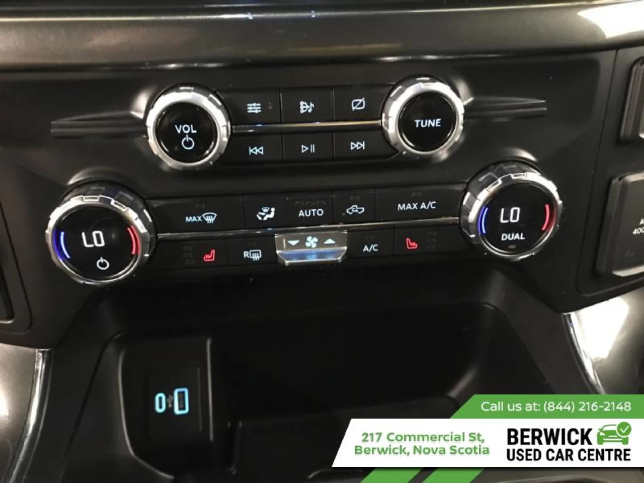 2021 Ford F-150 XLT Main Image