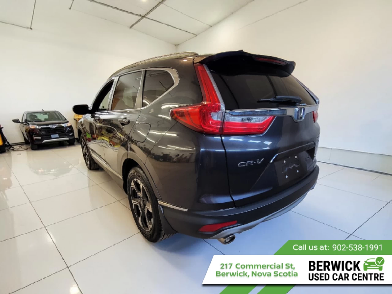 2019 Honda CR-V Touring AWD Main Image