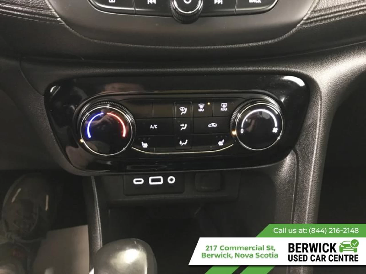2020 Buick Encore GX Preferred Main Image