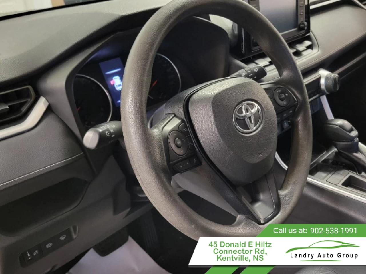 2019 Toyota RAV4 FWD LE Main Image