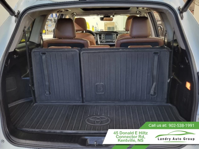 Toyota Highlander Limited AWD 2018
