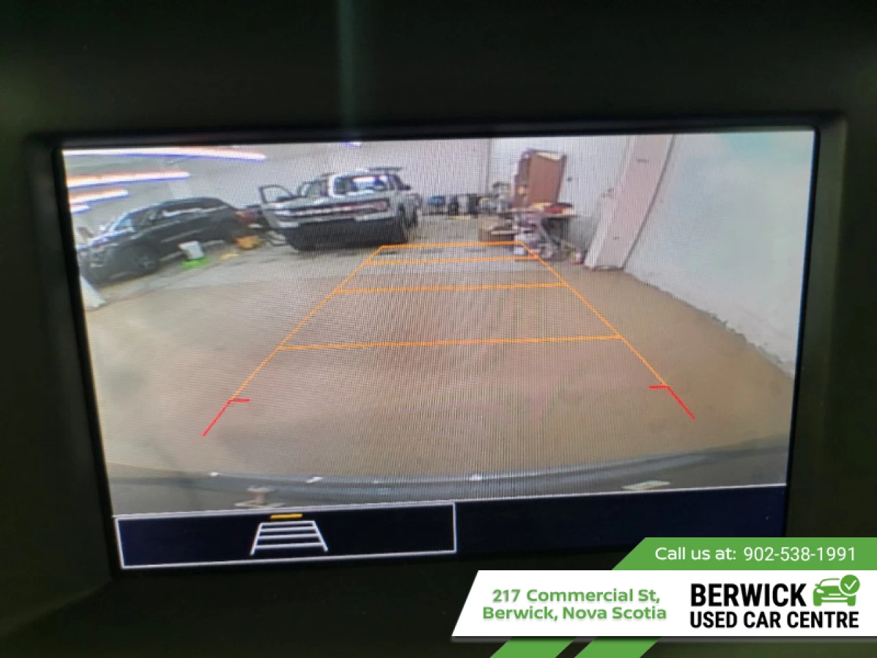 2024 GMC Terrain SLE Main Image
