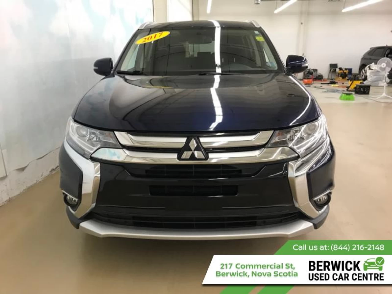 2017 Mitsubishi Outlander SE Main Image