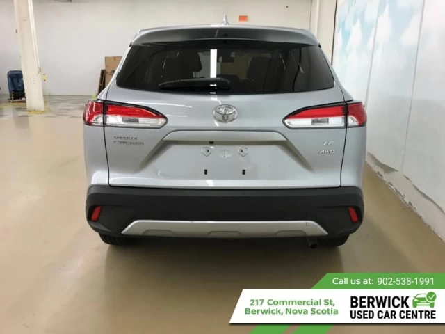 Toyota Corolla Cross LE AWD 2022