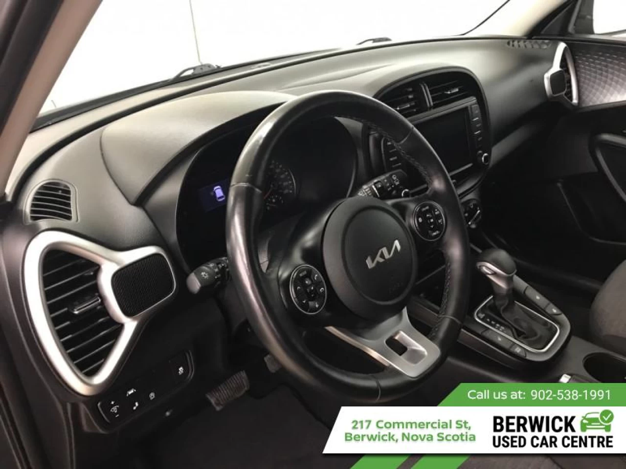 2022 Kia Soul EX Main Image