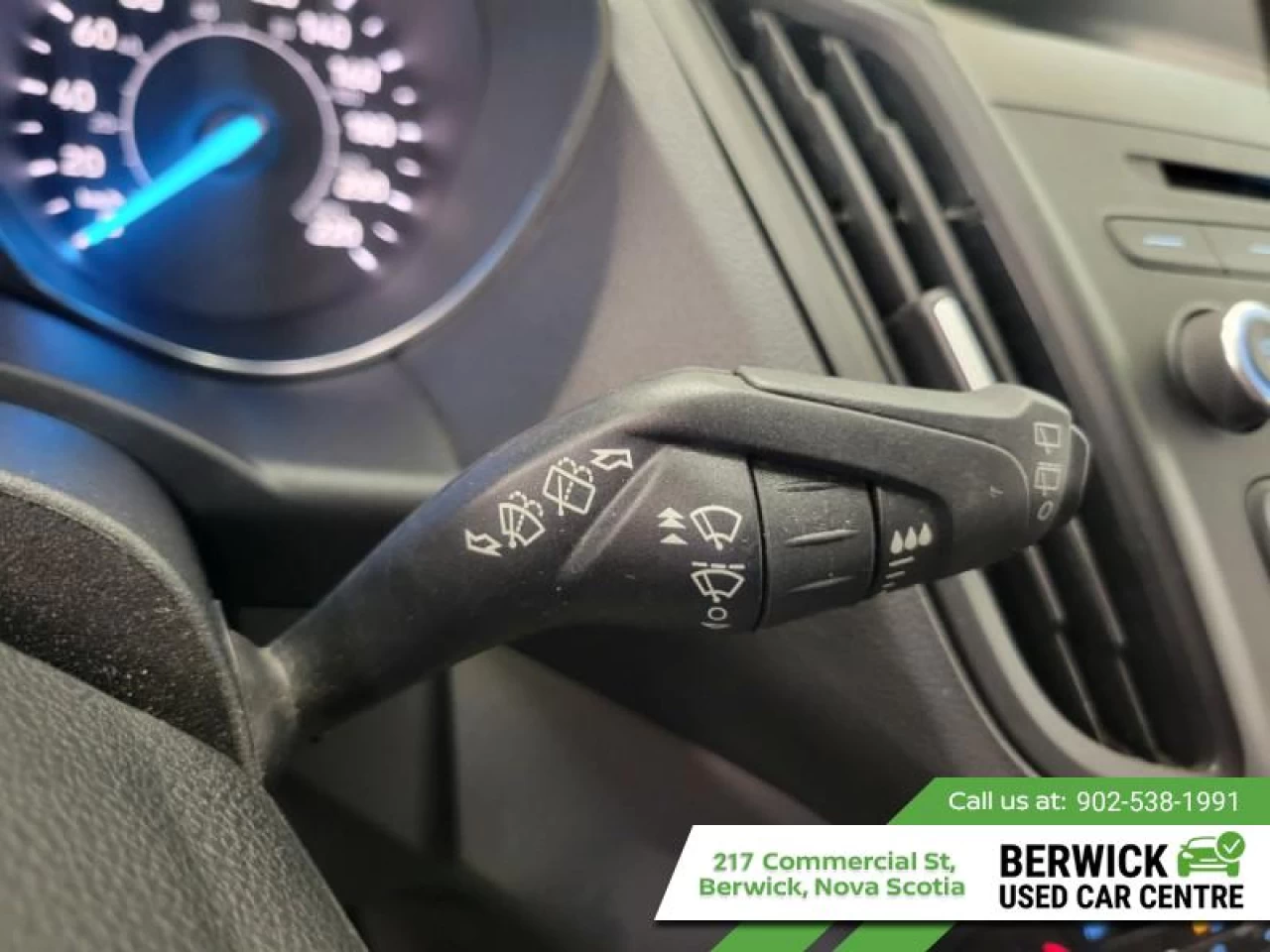 2018 Ford Escape SE Main Image