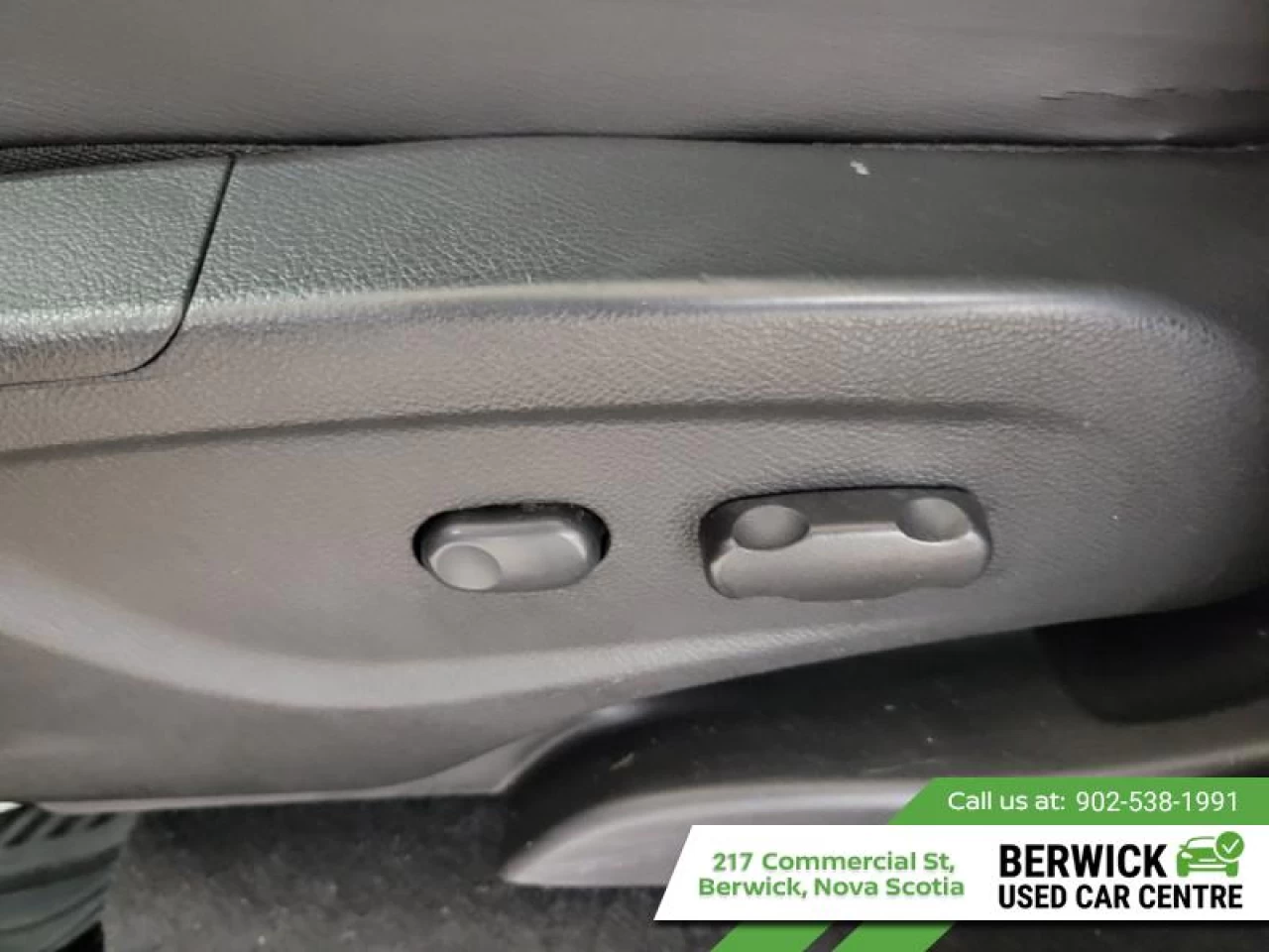 2018 Buick Encore Preferred Main Image