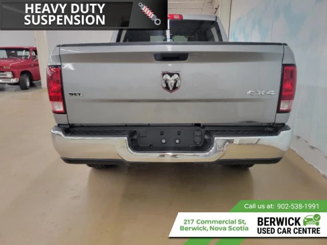 Ram 1500 Classic SLT 2023