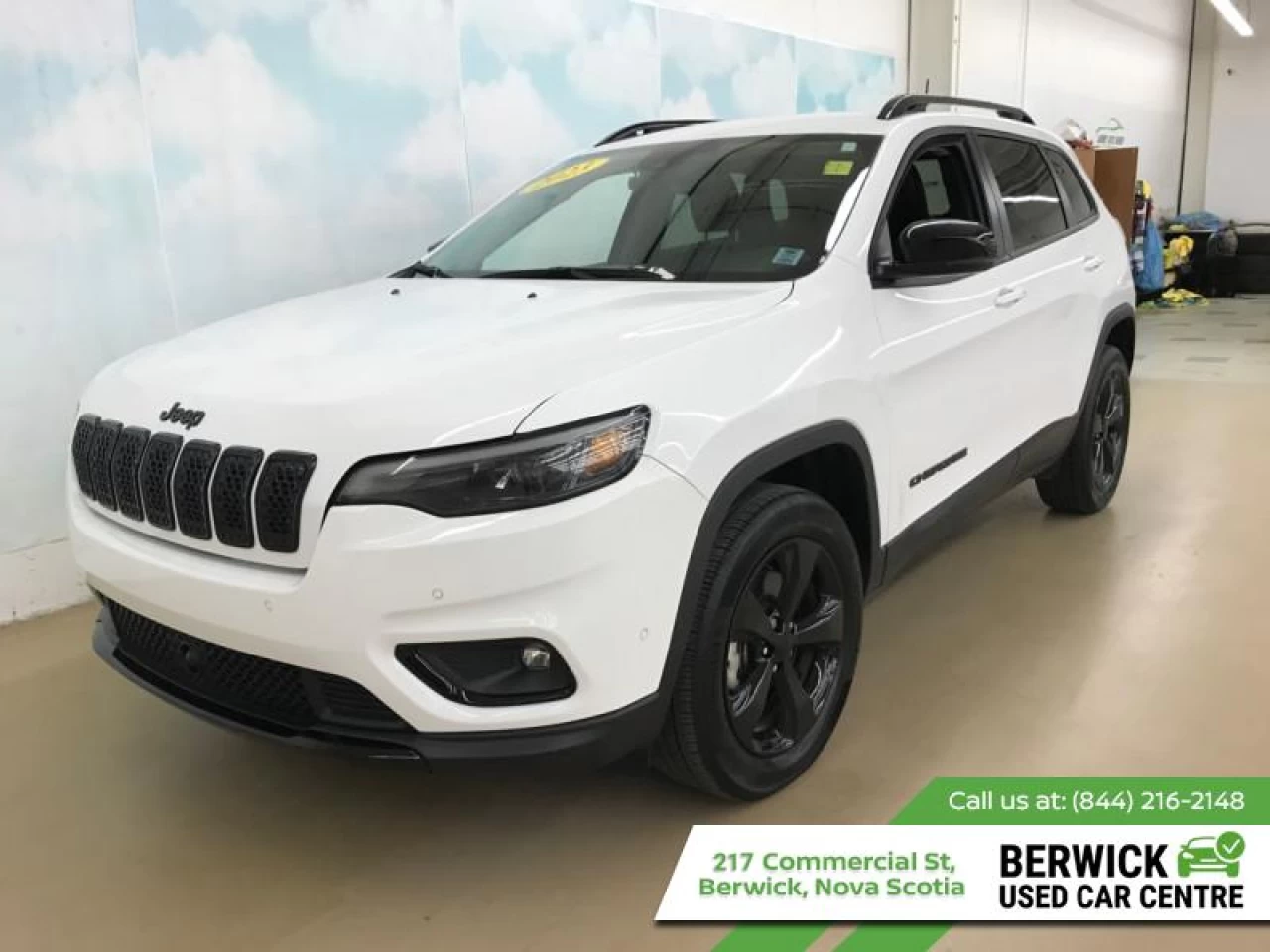 2023 Jeep Cherokee Altitude Main Image