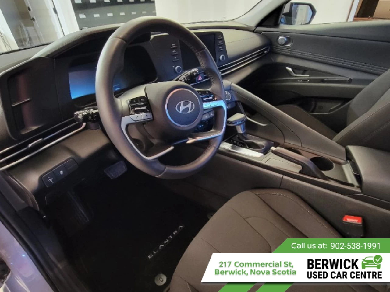 2025 Hyundai Elantra Preferred Main Image