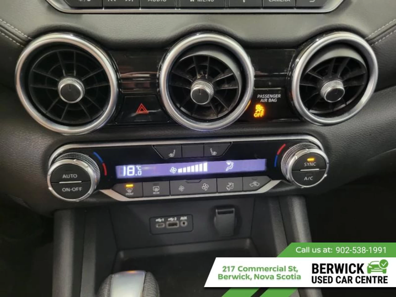 2020 Nissan Sentra SV CVT Main Image