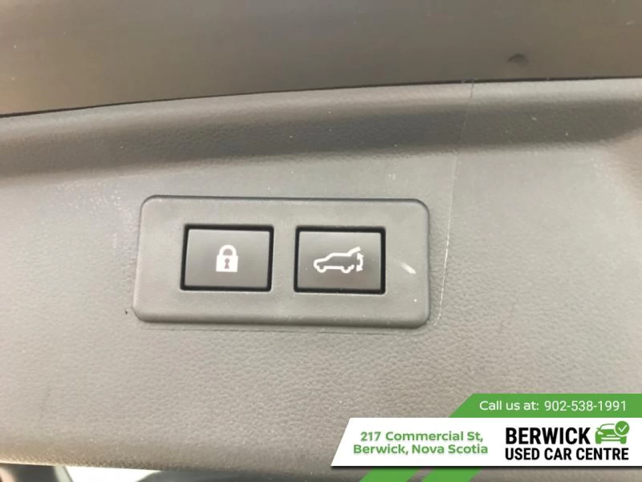 2022 Subaru Outback Limited Main Image