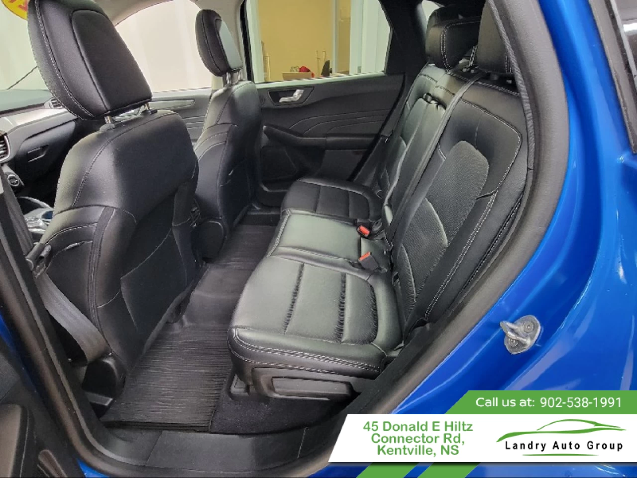 2021 Ford Escape titanium Main Image