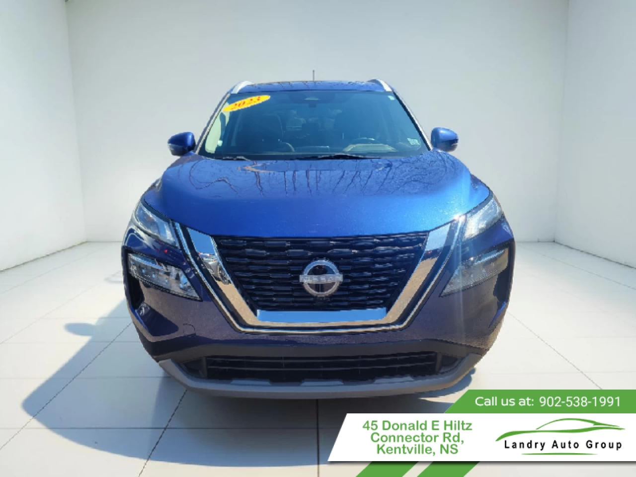 2023 Nissan Rogue SV Moonroof Main Image