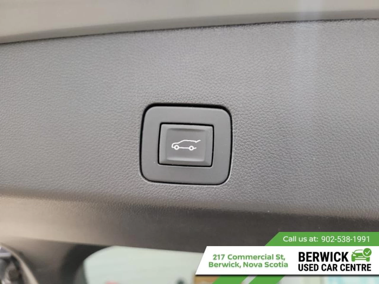 2023 Buick Encore GX Essence Main Image