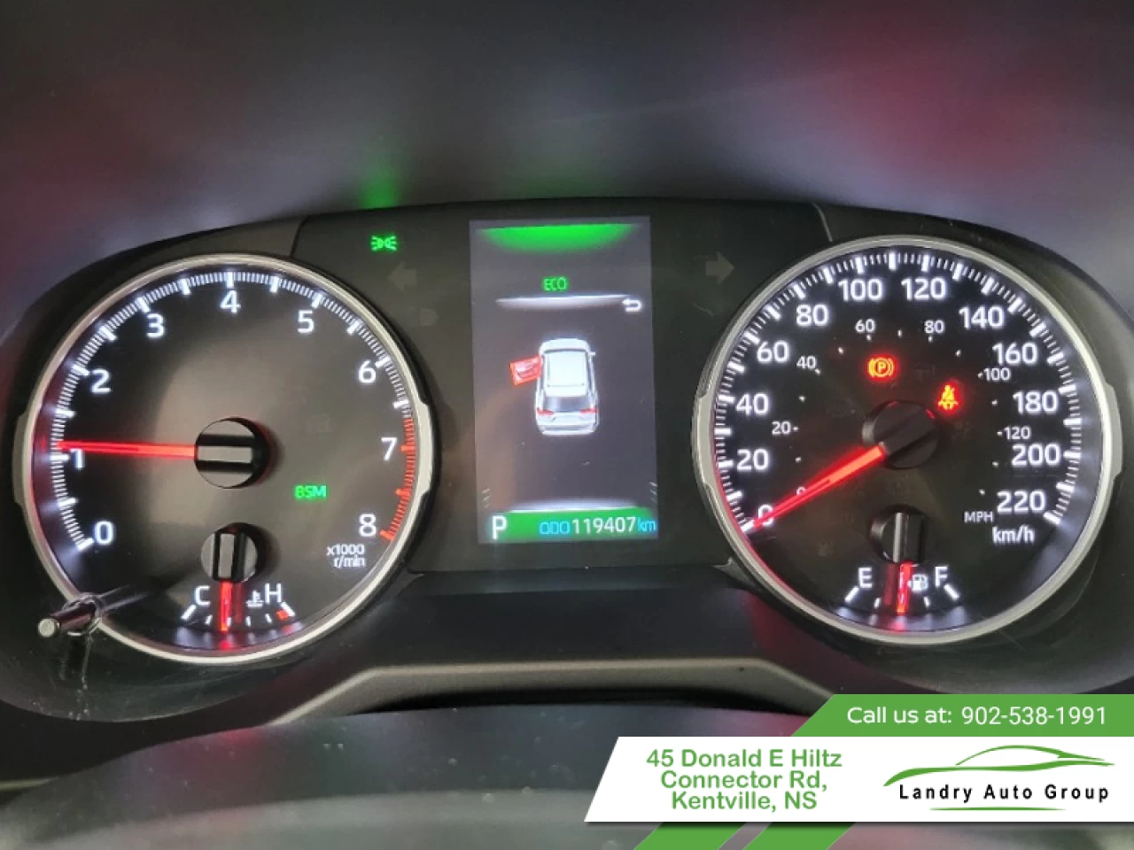 2022 Toyota RAV4 XLE Main Image