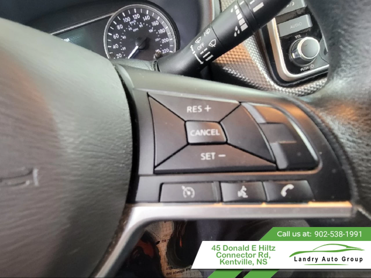 2020 Nissan Kicks SV Main Image