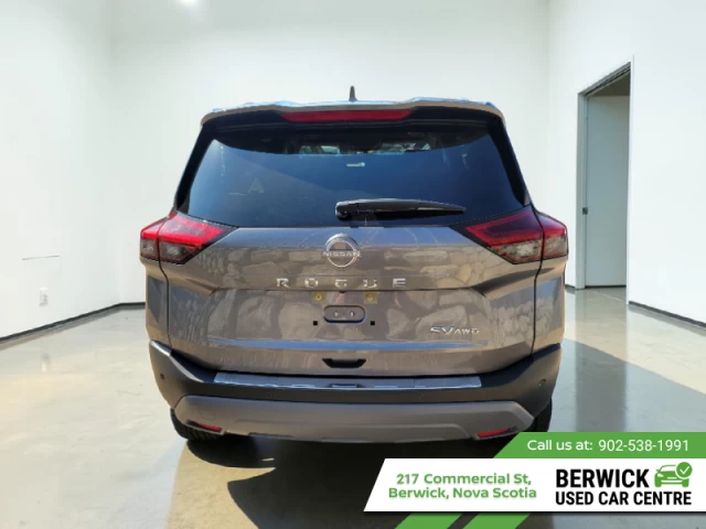 Nissan Rogue SV Moonroof 2023
