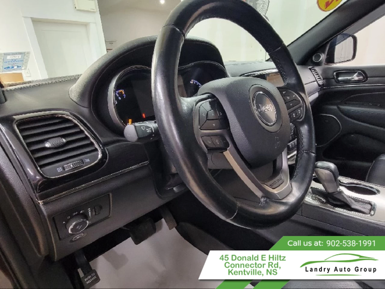 2021 Jeep Grand Cherokee LT Main Image