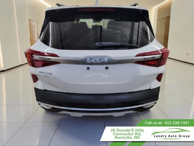 Kia Seltos SX Turbo AWD w/Black Interior 2023