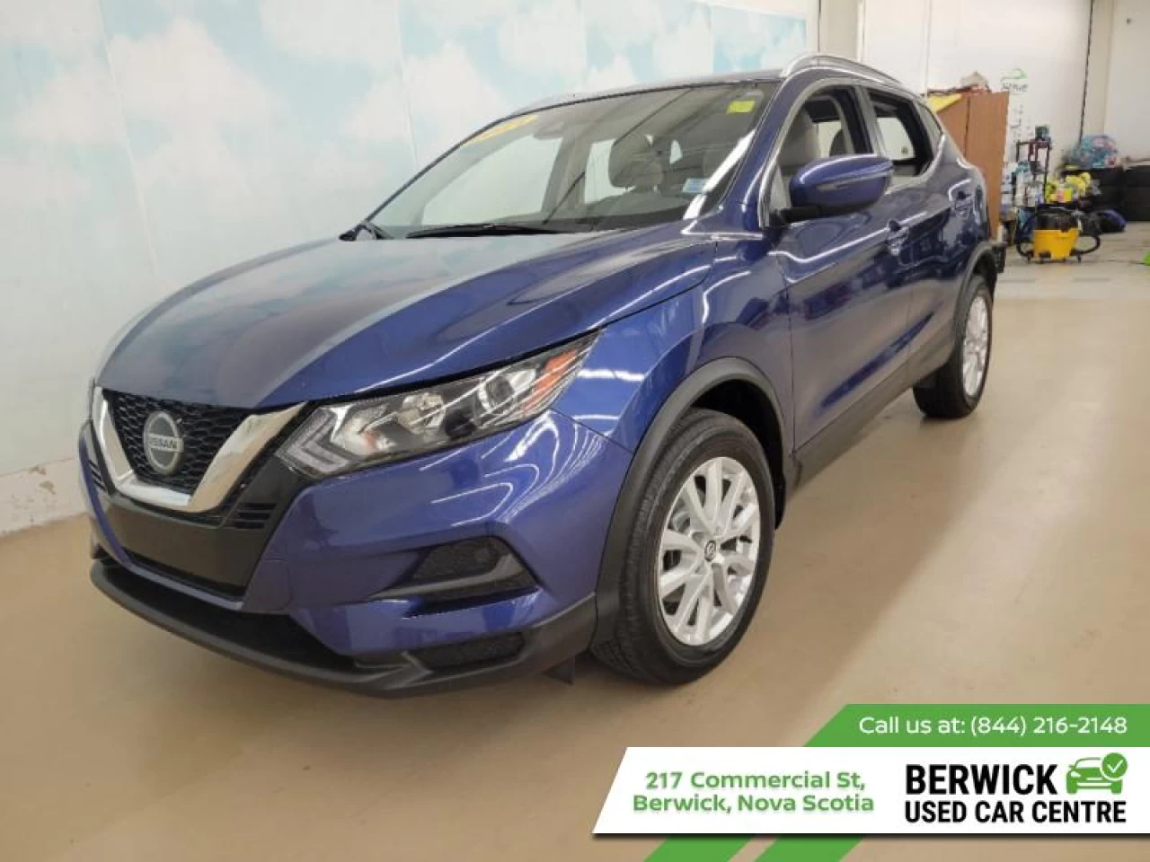 2023 Nissan Qashqai SV AWD Main Image
