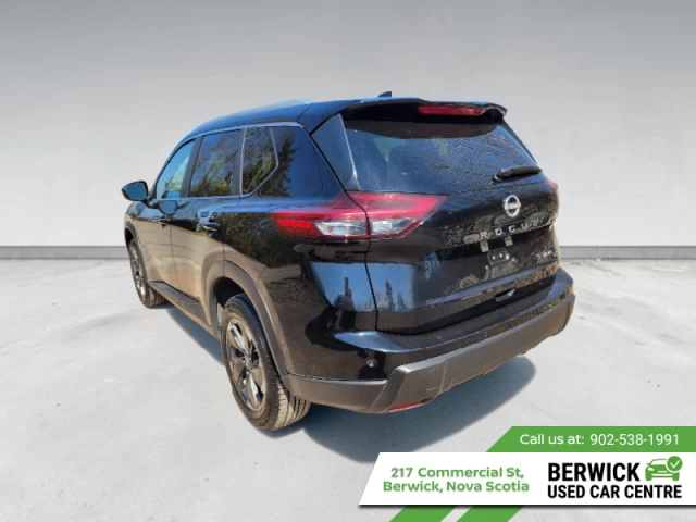 Nissan Rogue SV Moonroof 2024