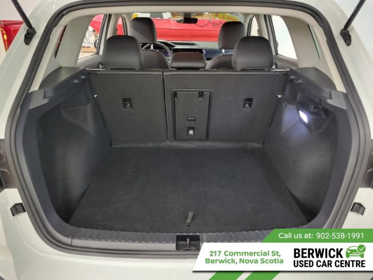 2024 Volkswagen Taos Comfortline 4MOTION Main Image