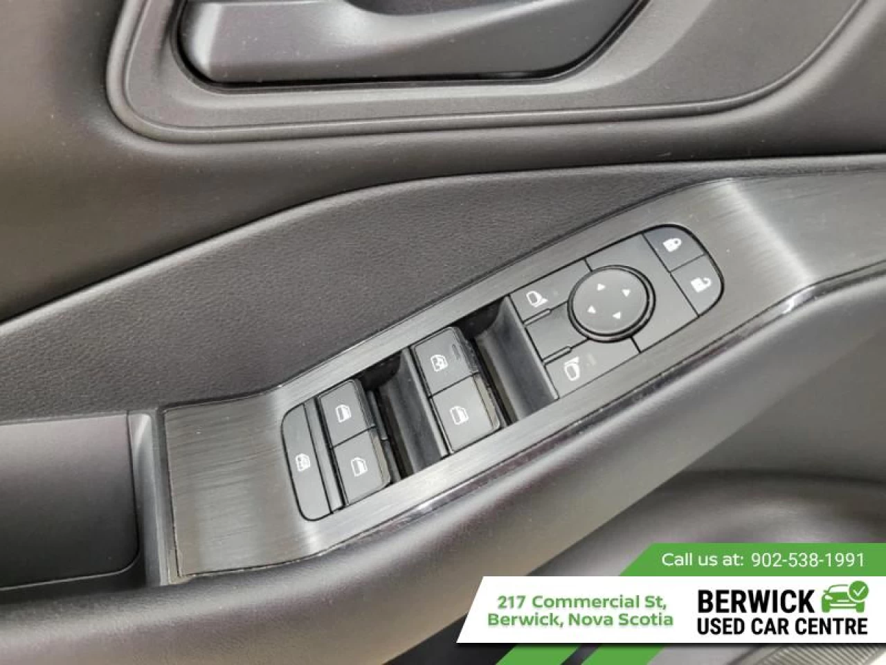 2024 Nissan Rogue S Main Image