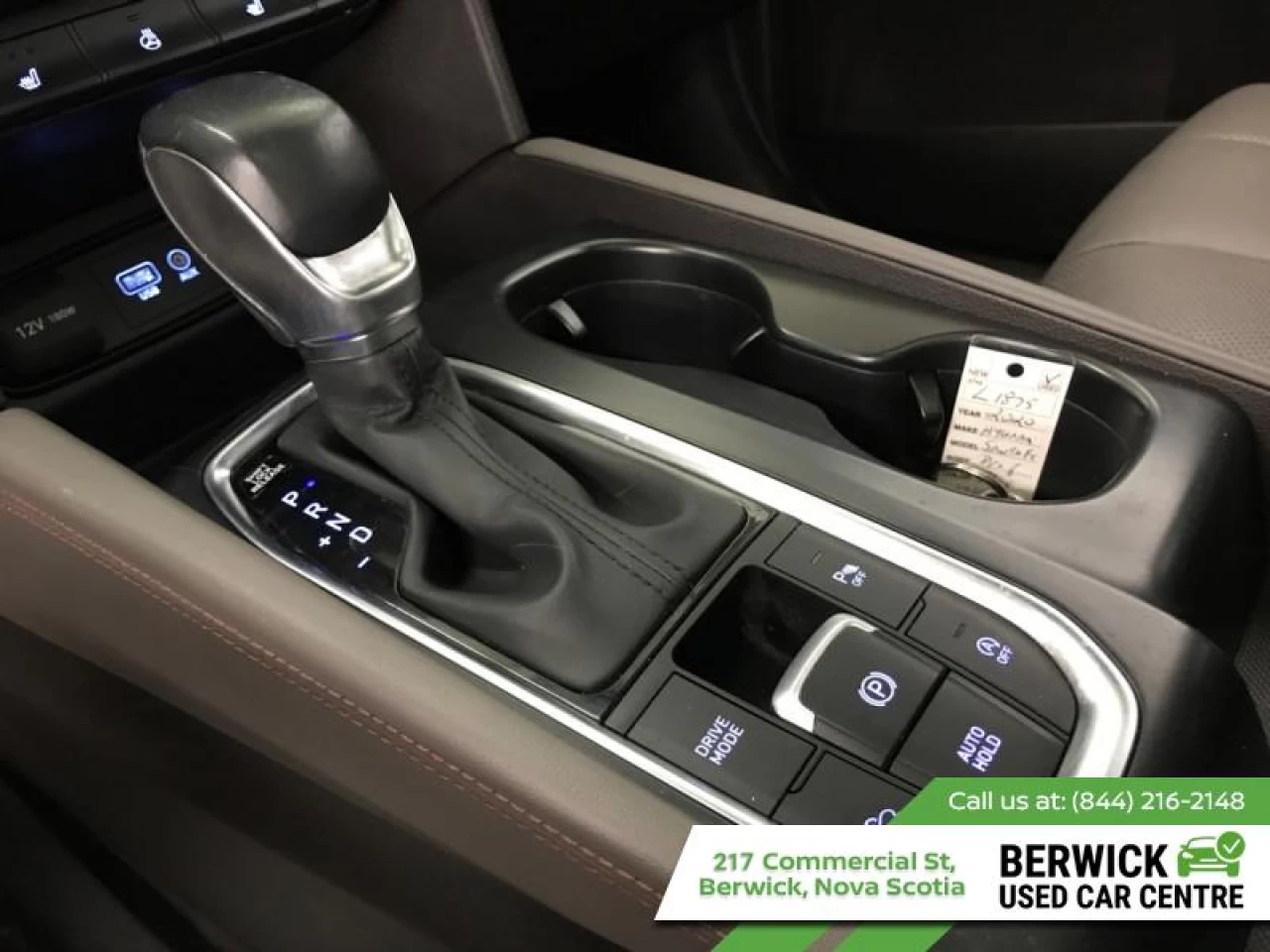 2020 Hyundai Santa Fe 2.0T Preferred AWD w/Sunroof Main Image