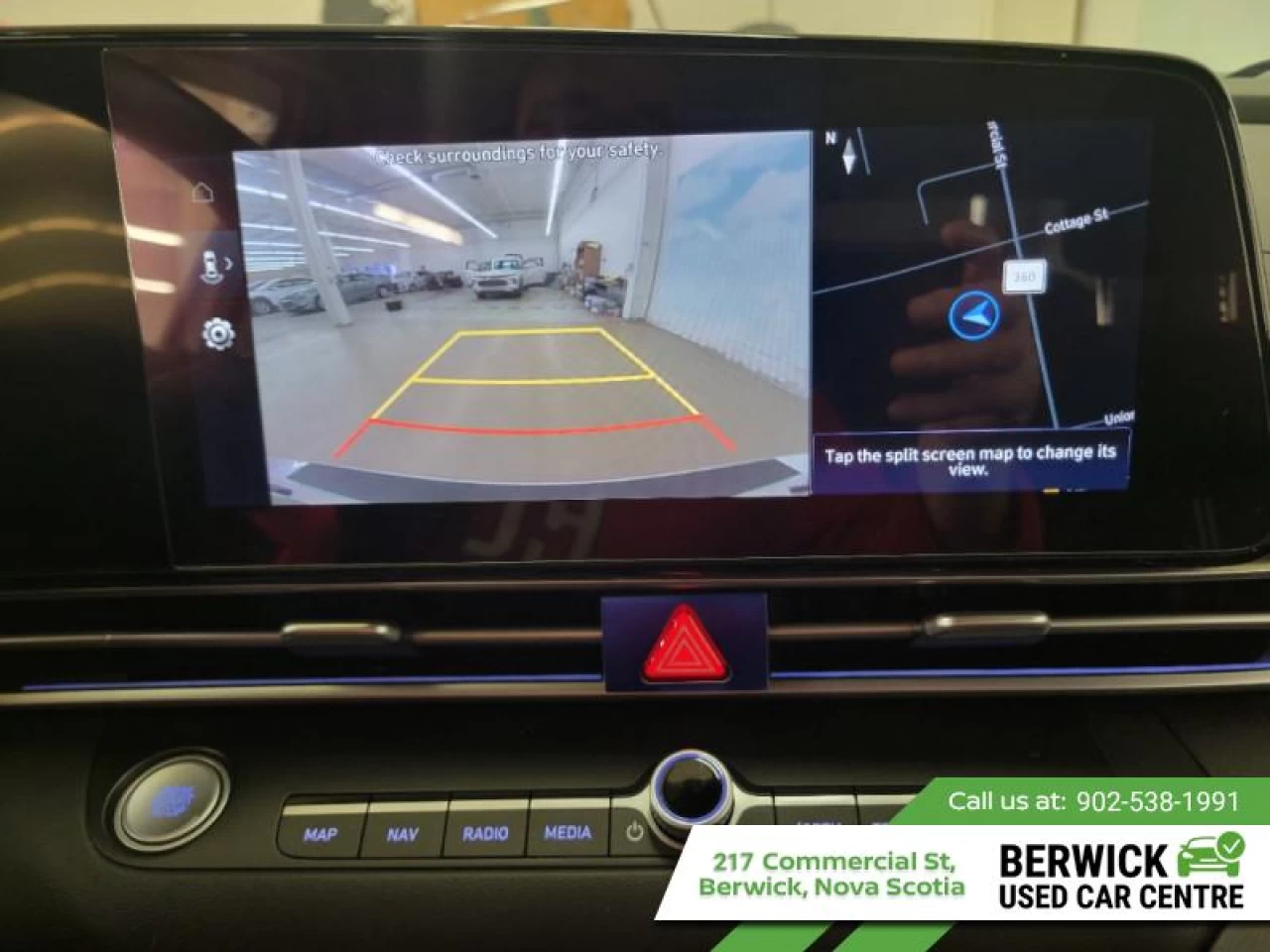 2023 Hyundai Elantra Preferred w/Sun and Tech Main Image