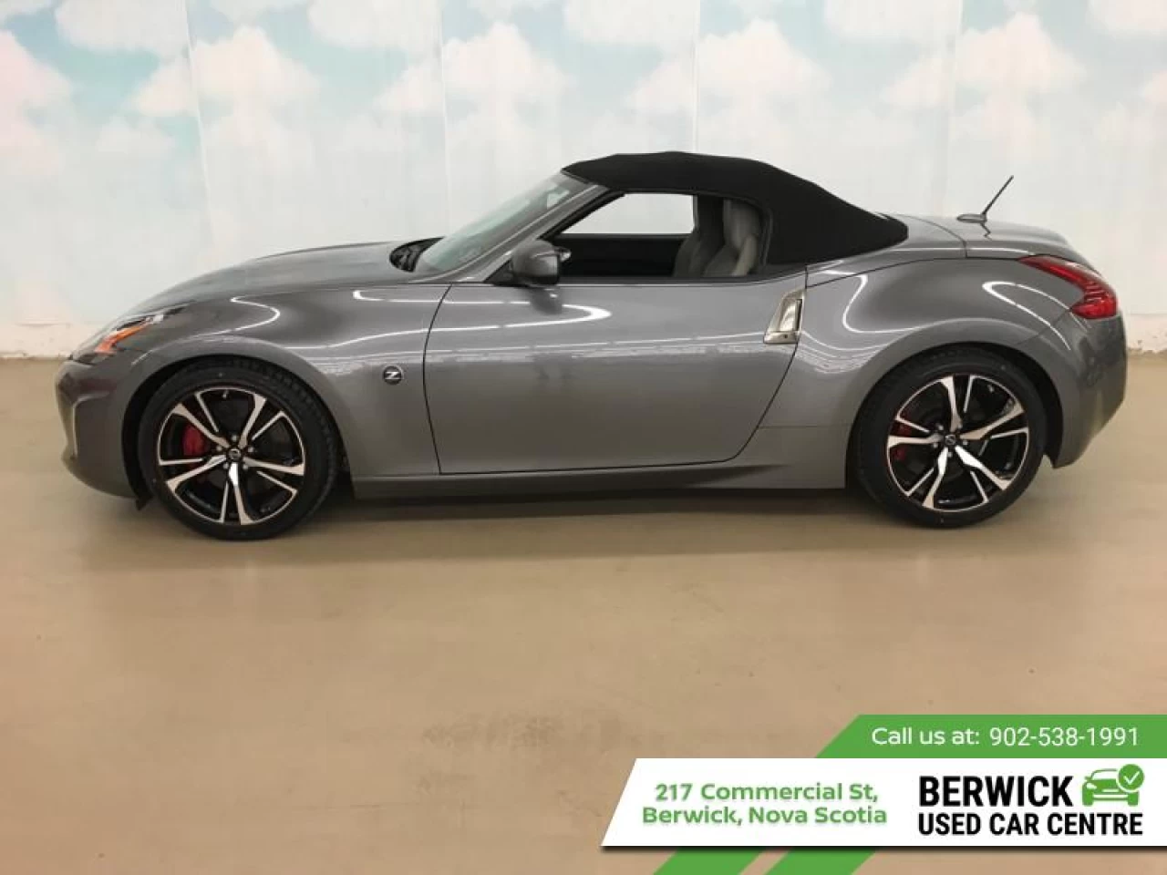 2019 Nissan 370Z Touring Main Image