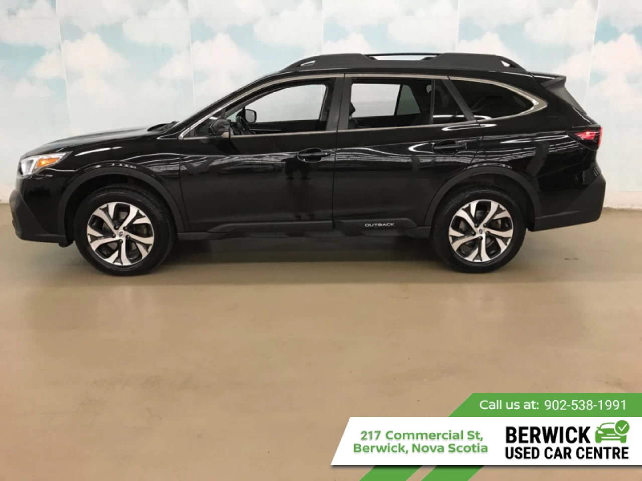 2022 Subaru Outback Limited Main Image