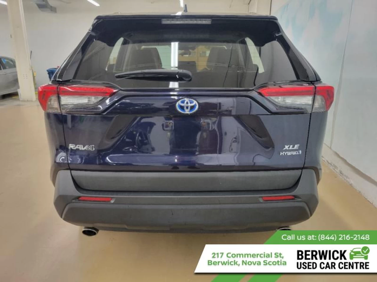 2021 Toyota RAV4 Hybrid XLE Main Image