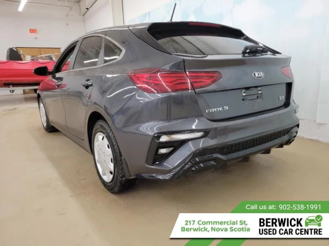 Kia Forte5 EX 2021