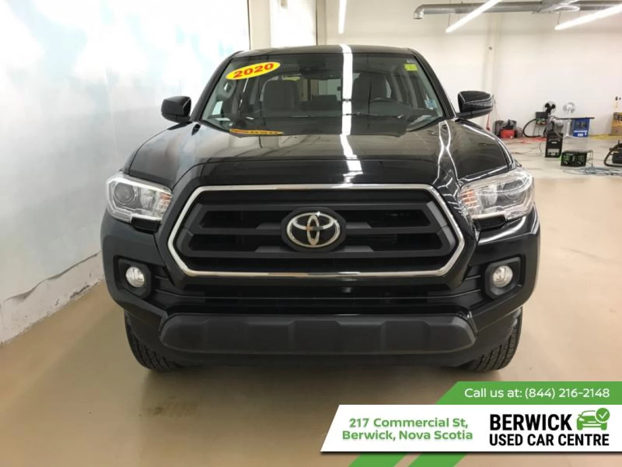 2020 Toyota Tacoma SR5 Main Image
