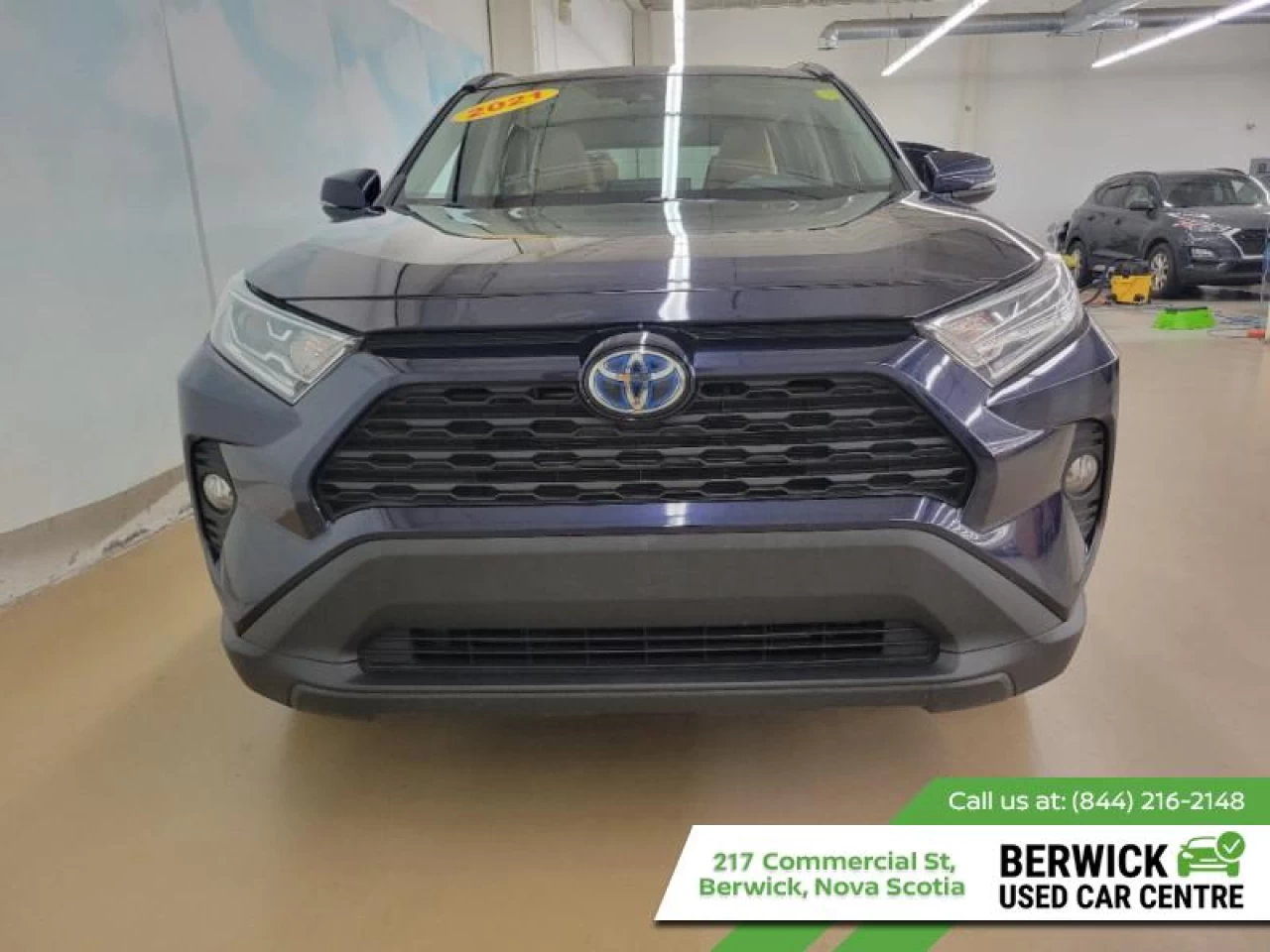 2021 Toyota RAV4 Hybrid XLE Main Image