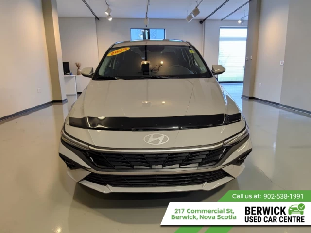 Hyundai Elantra Preferred 2025