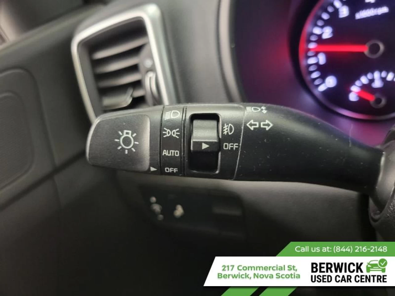 2021 Kia Sportage LX Main Image