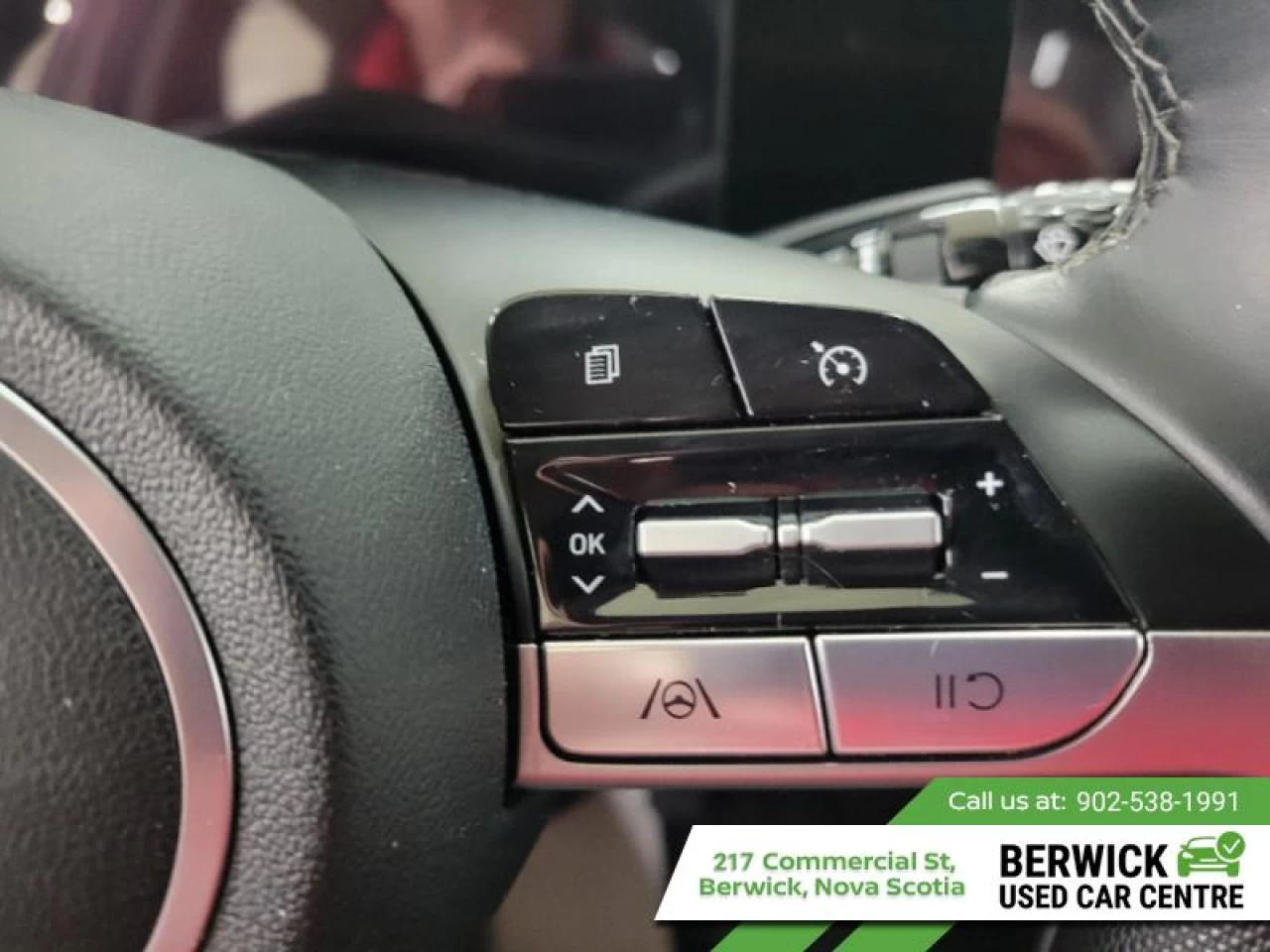 2023 Hyundai Elantra Preferred w/Sun and Tech Main Image