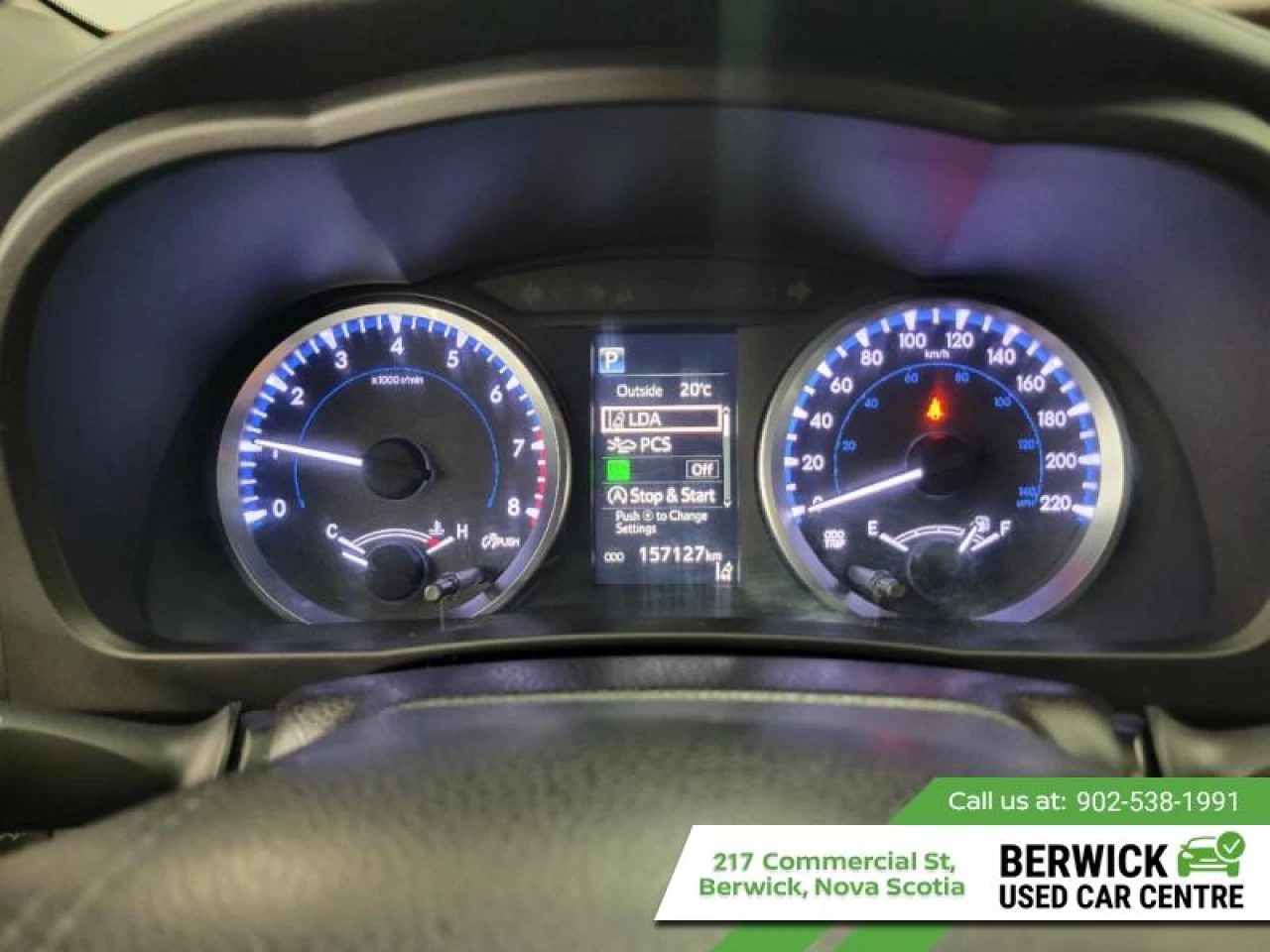 2017 Toyota Highlander LE Main Image