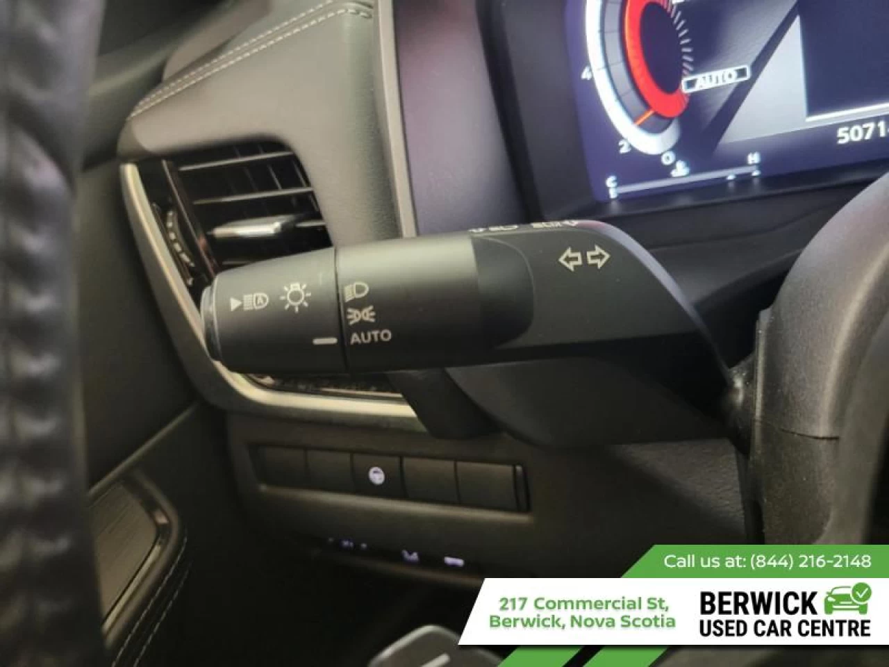 2024 Nissan Rogue SL Main Image