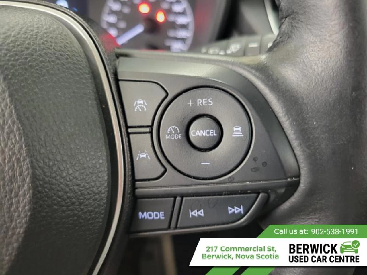 2023 Toyota Corolla Cross LE AWD Main Image