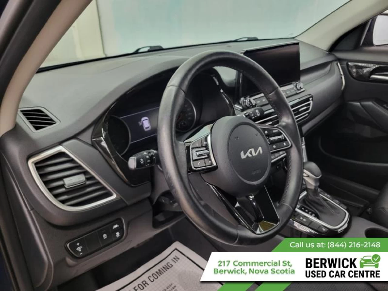 2023 Kia Seltos EX Main Image