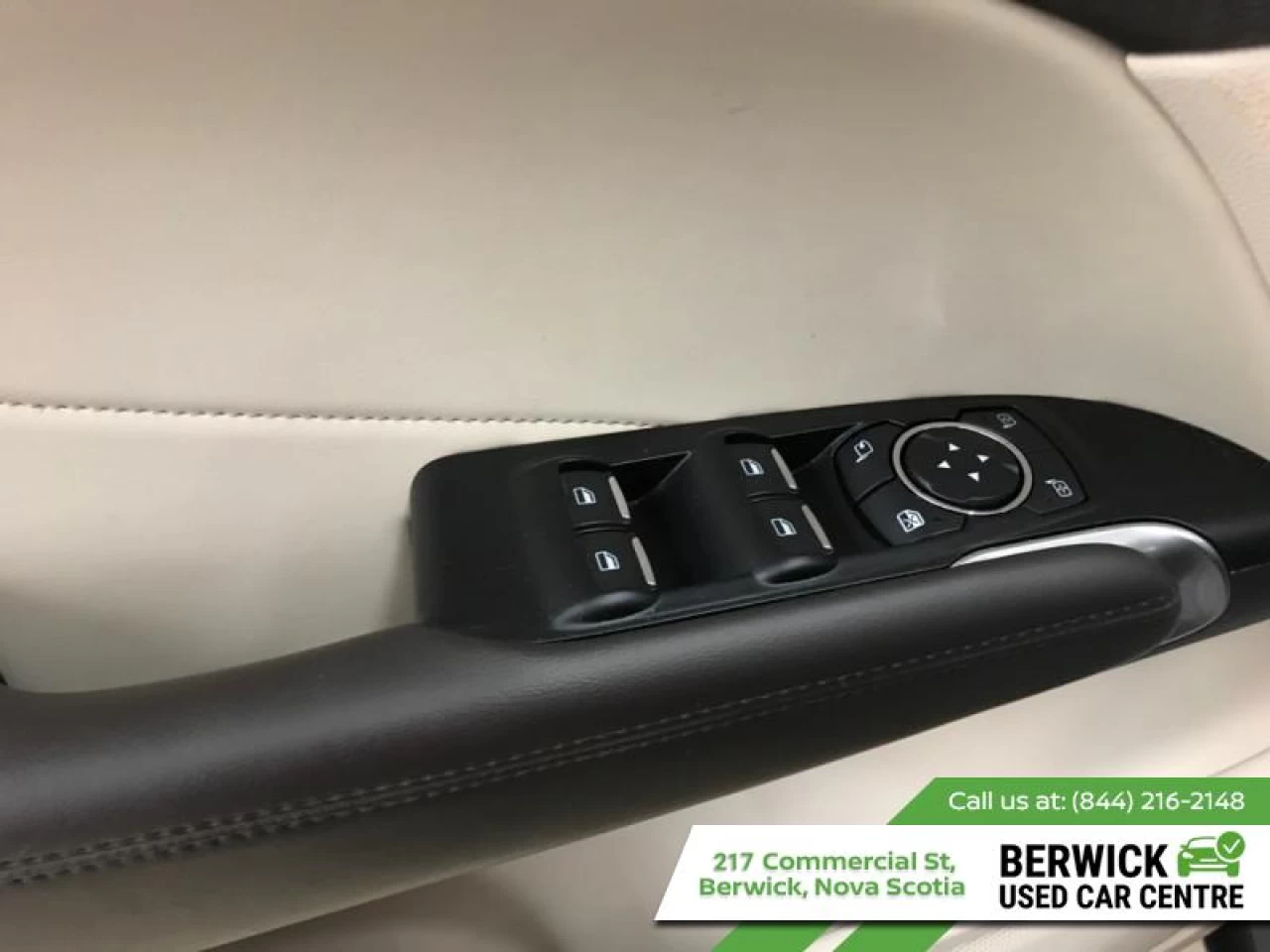 2019 Lincoln MKC AWD Select Main Image
