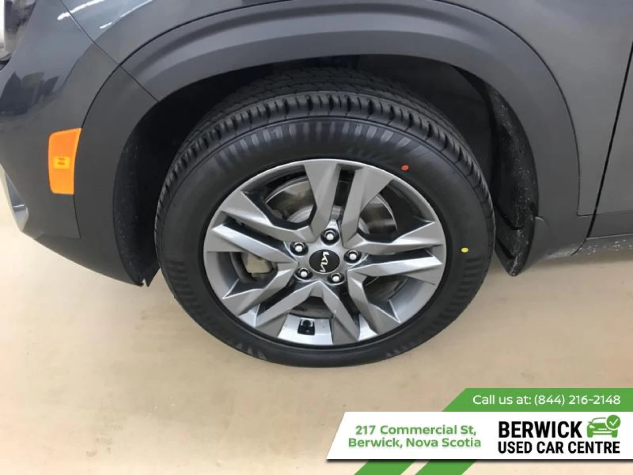 2023 Kia Seltos LX Main Image