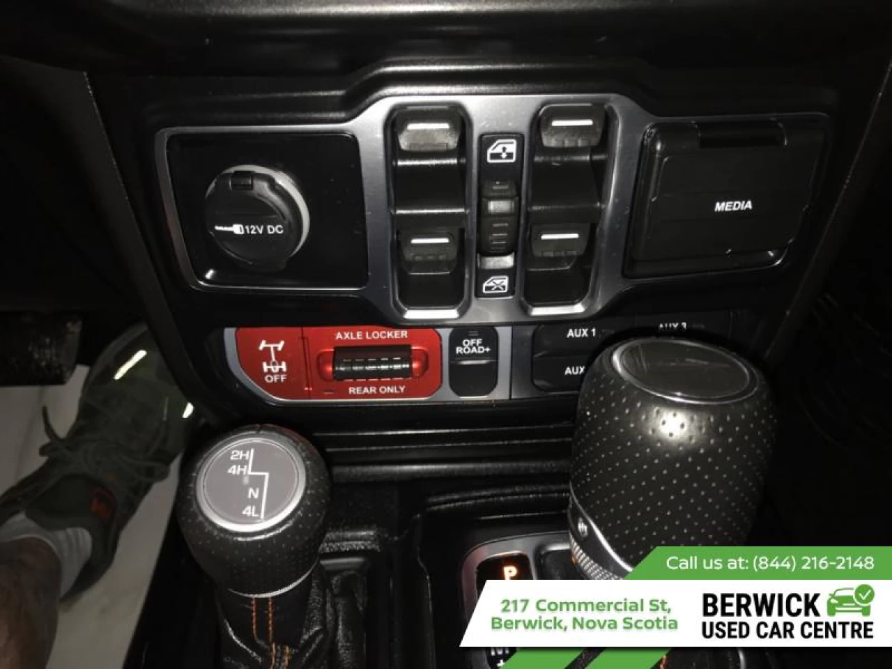 2021 Jeep Gladiator Mojave Main Image